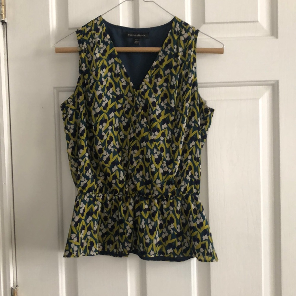 Banana republic floral peplum blouse XXS petite